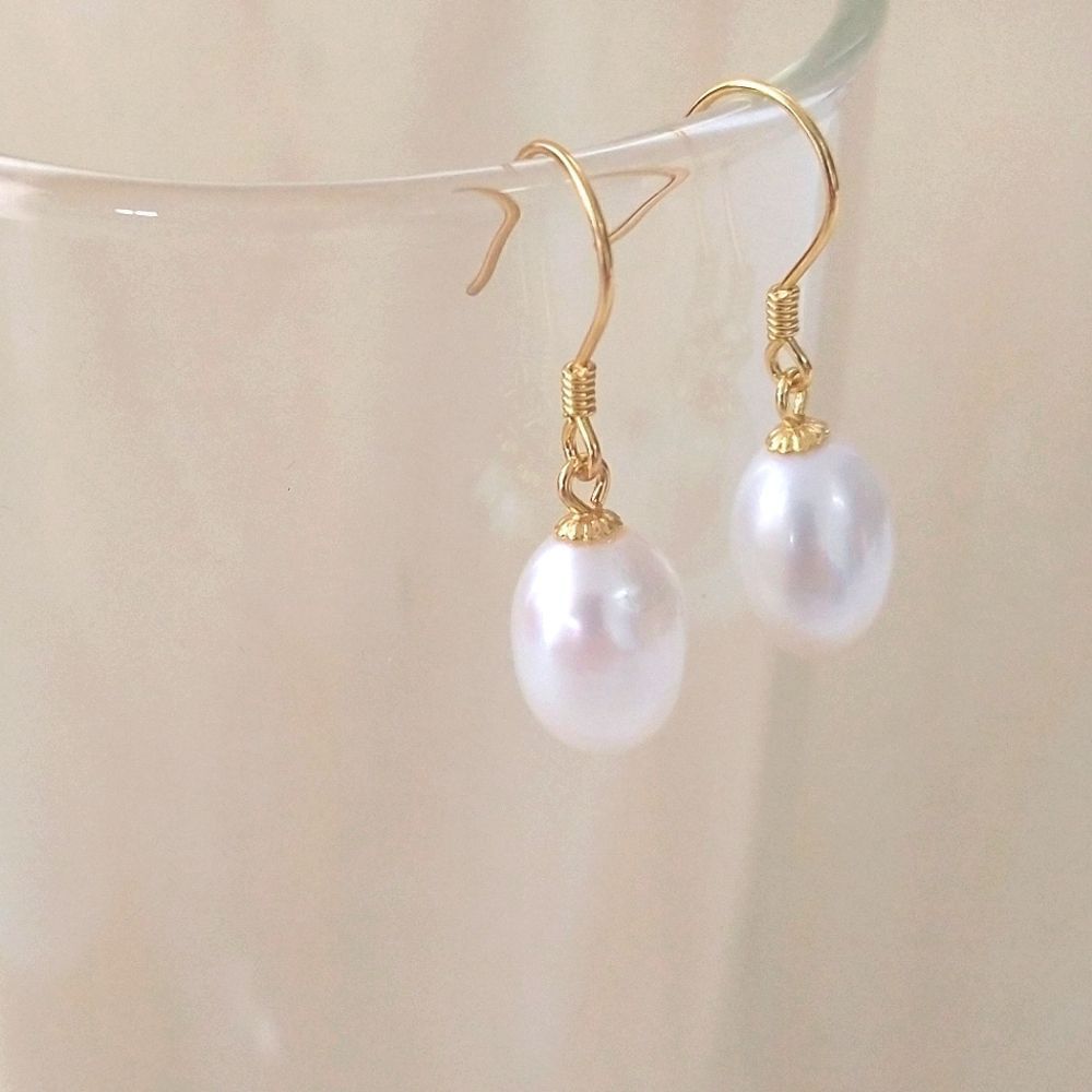 Freshwater Pearl Drop Earrings